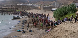 Ceuta vive una crisis histórica tras llegada masiva de migrantes Ceuta enfrenta llegada de casi 49 mil migrantes desde Marruecos
