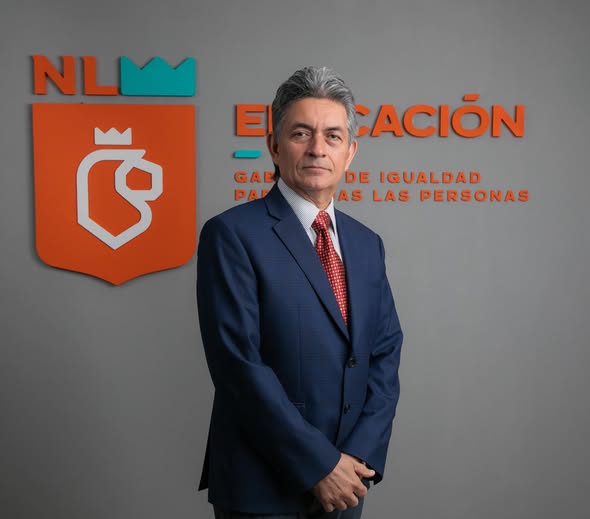 Juan Paura, secretario de Educación de Nuevo León.