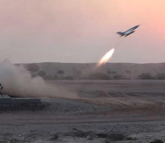 Irán lanza drones contra instalaciones de Estados Unidos en Kuwait