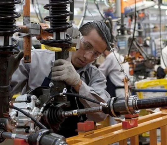 Manufactura de Nuevo León recupera fuerza y empresas invierten más