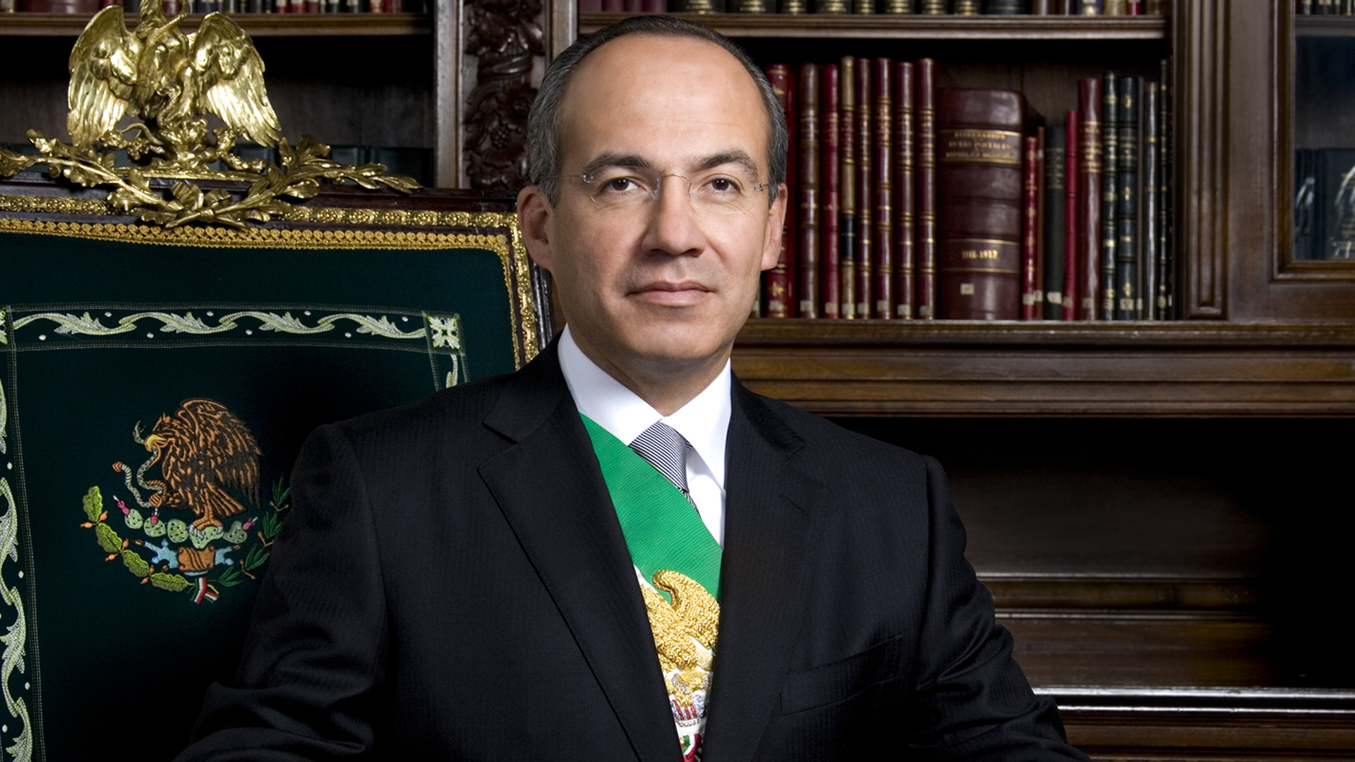 Calderón compara a México con Venezuela 