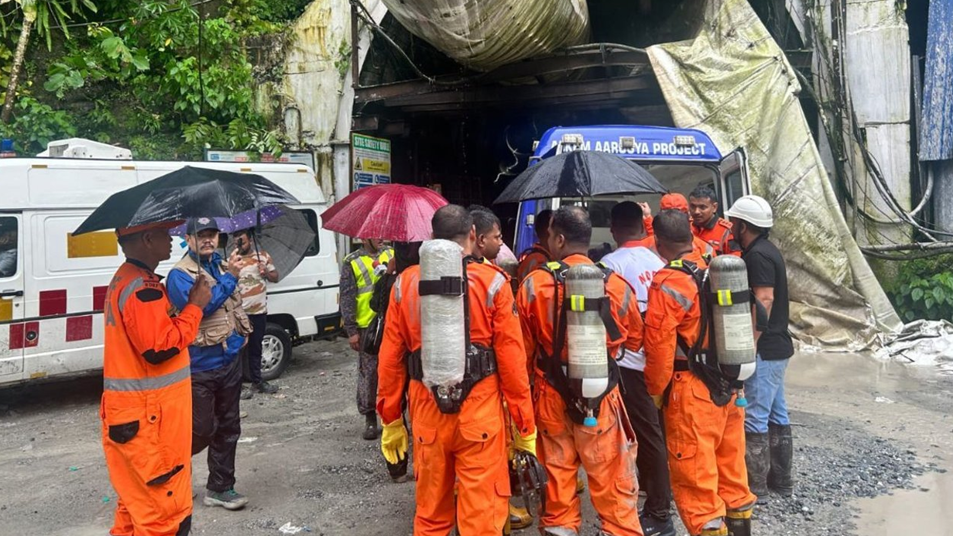 Explosión en túnel de la India