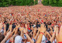 Noruega es aclamado por 100 mil aficionados en Oslo