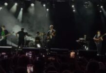 Banda Jumbo durante su presentación en el Fan Fest Parque Fundidora.