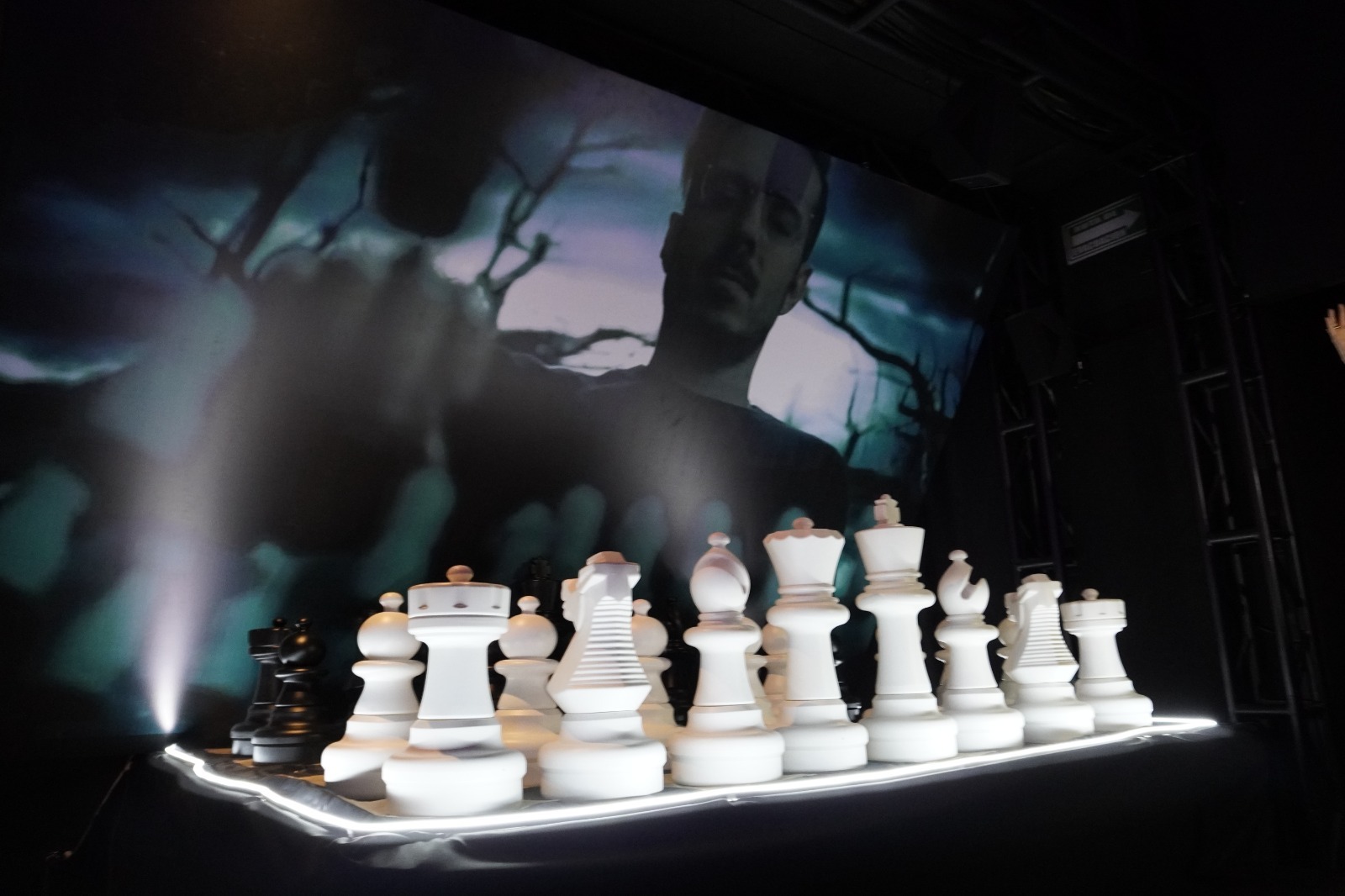 El museo ofrece una experiencia interactiva que permite conocer más sobre el universo creativo de José Madero. (Emiliano Lira)