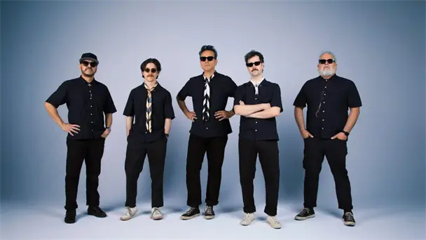 Jumbo presenta su nueva etapa musical con el álbum MÚSICAMÁGICA.