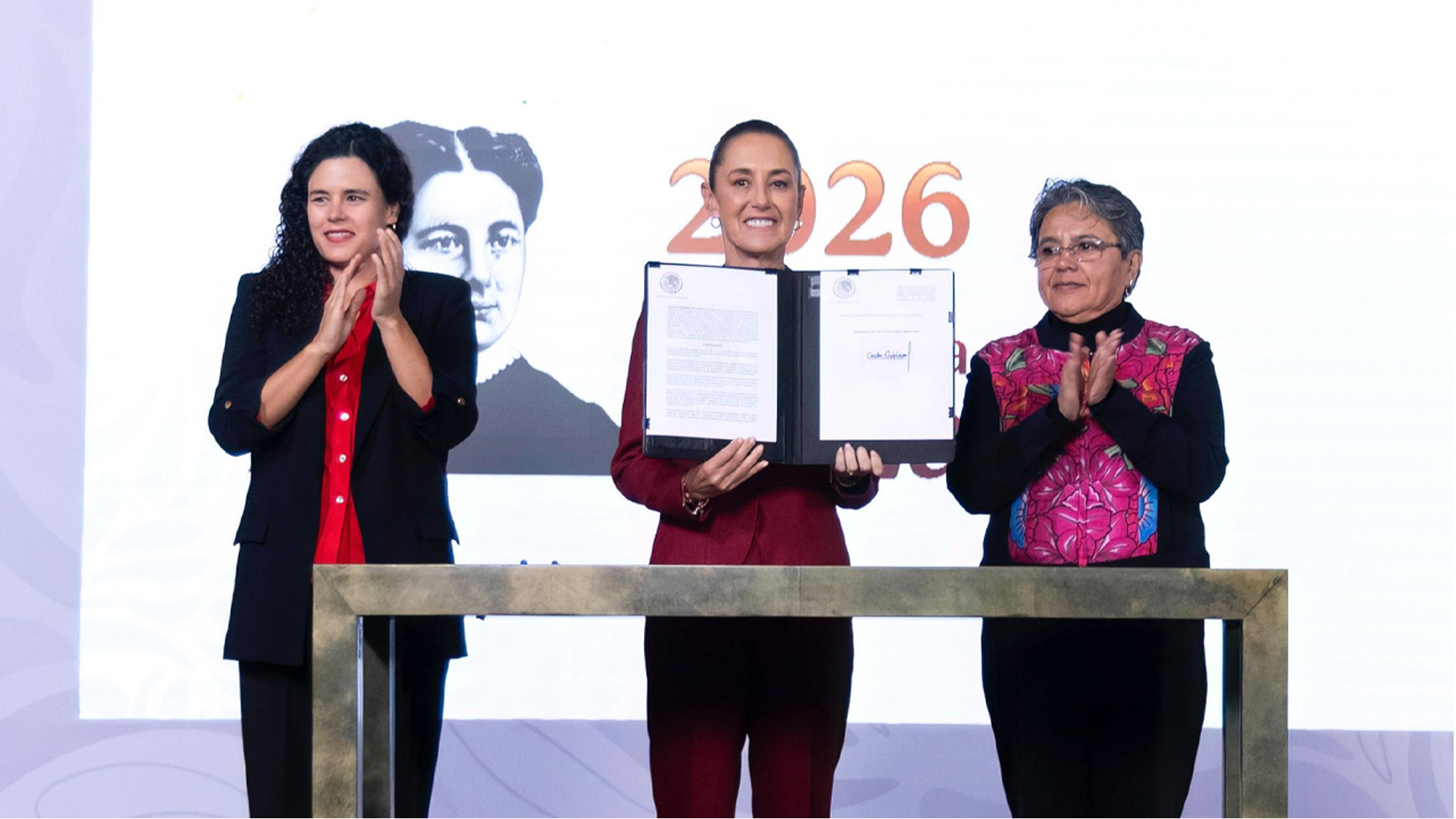 Transparencia: Gobierno publicará más contratos y auditorías