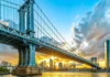 Brooklyn: hombre escala el puente, salta al río y es acusado