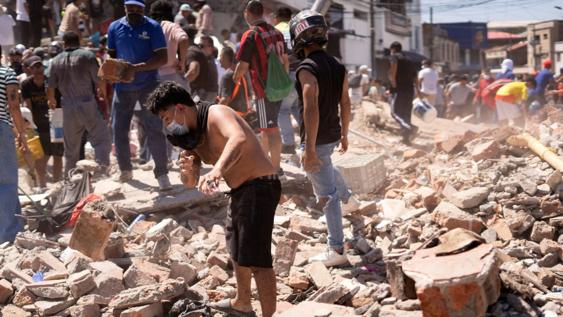 Sismo de 7.4 en Colombia