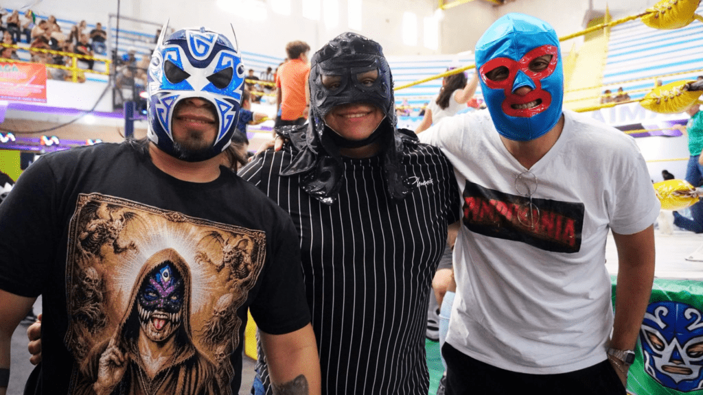 ¡Asombroso! En la lucha estelar Texano Jr. vence a LA Park