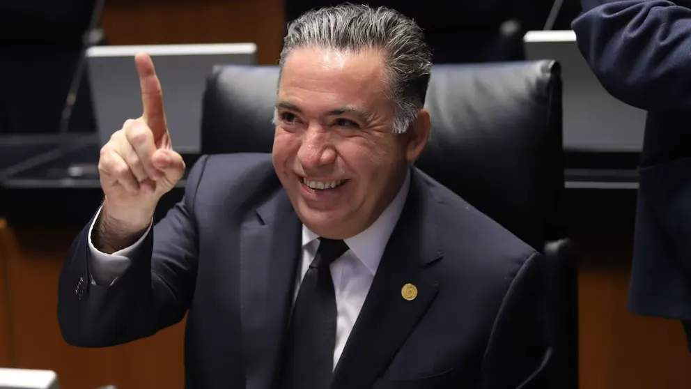 Enrique Inzunza regresó al Senado como independiente y negó ser un “narcolegislador”, tras señalamientos de autoridades de Estados Unidos.