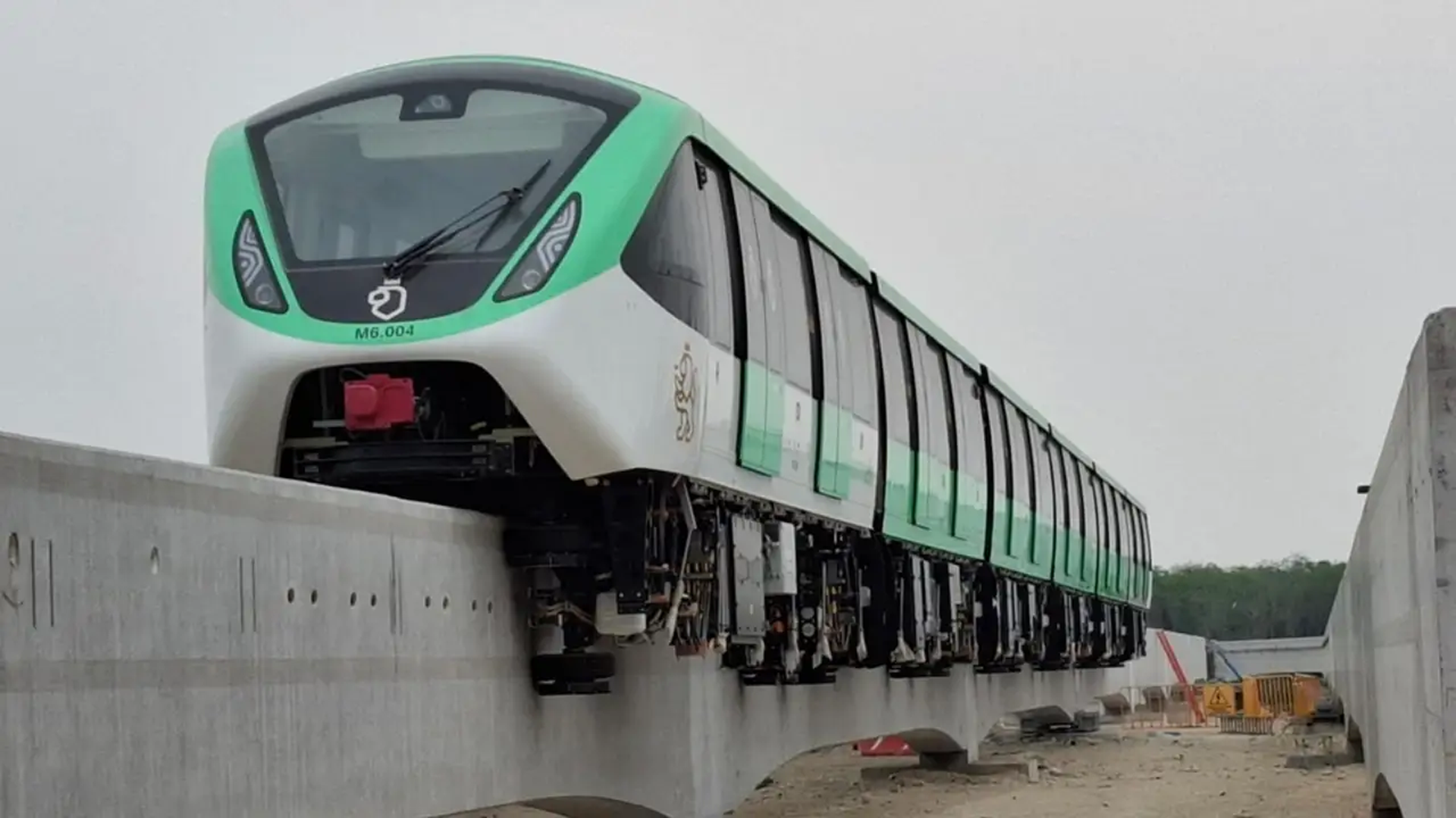 Metro de NL tendrá servicio inicial con conductor