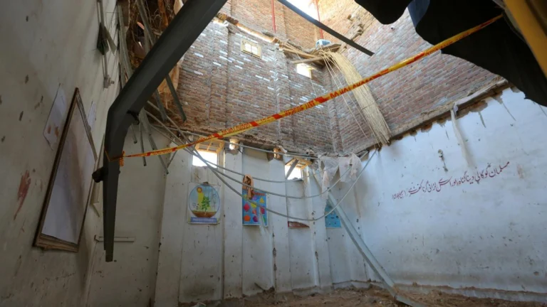 Pakistán registra derrumbe en escuela privada de Peshawar