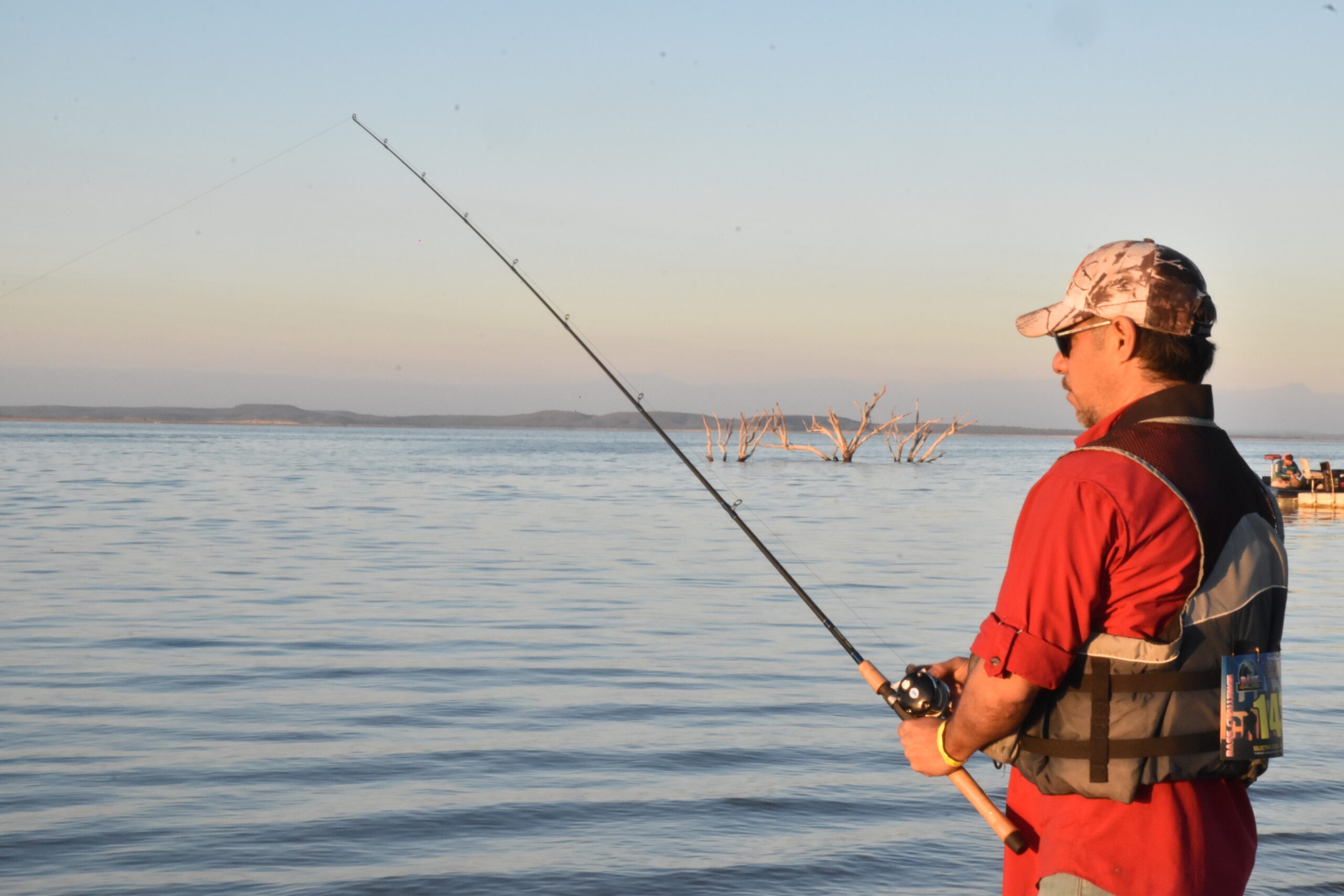 Pesca de lobina negra en las aguas continentales de Nuevo León