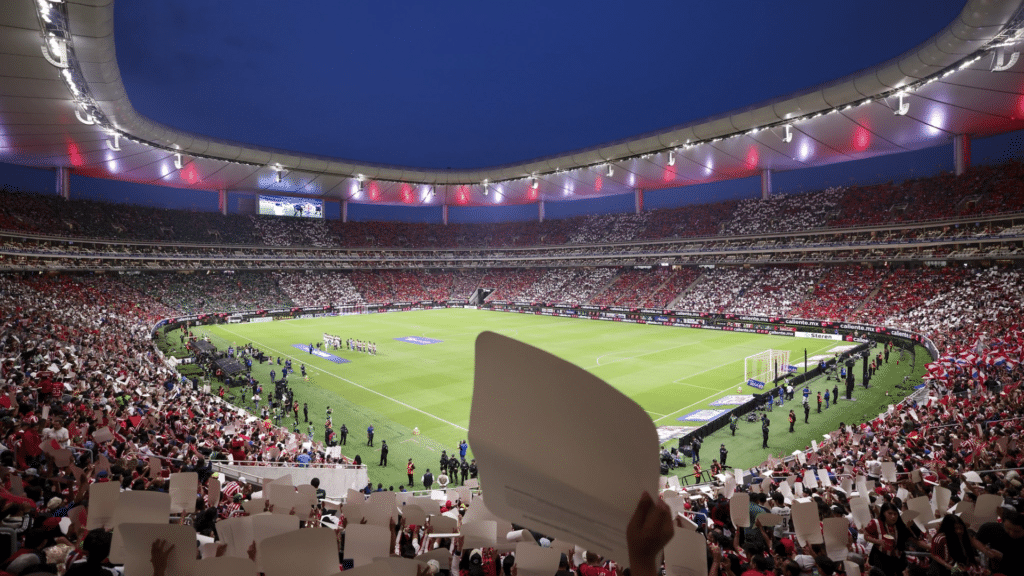 Estadio Akron, Chivas