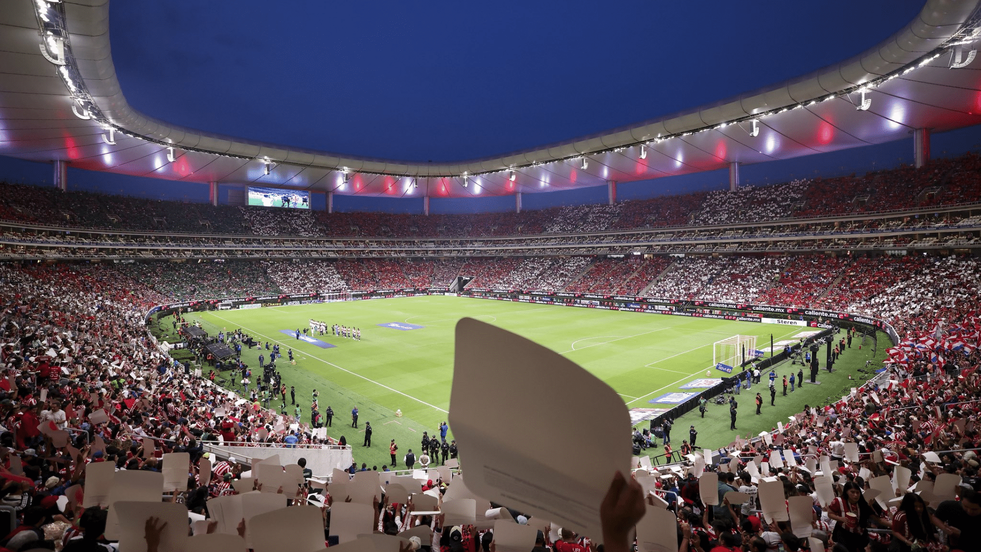 Estadio Akron, Chivas